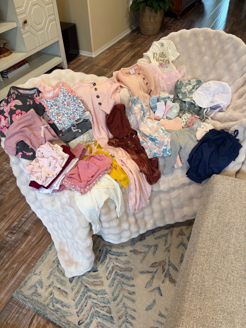 Nordstrom Newborn Girl 30+ Piece Lounge Separates Bundle